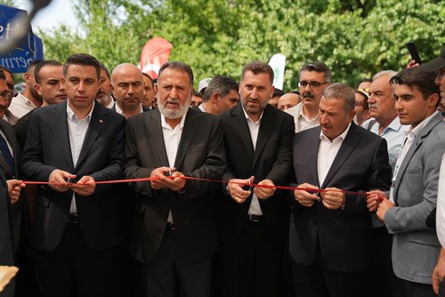 Es-Seyyid Osman Hulusi Efendi Vakfı Tarafından Düzenlenen Hayır Çarşısı Panayırının Açılışına Katılım Sağlandı